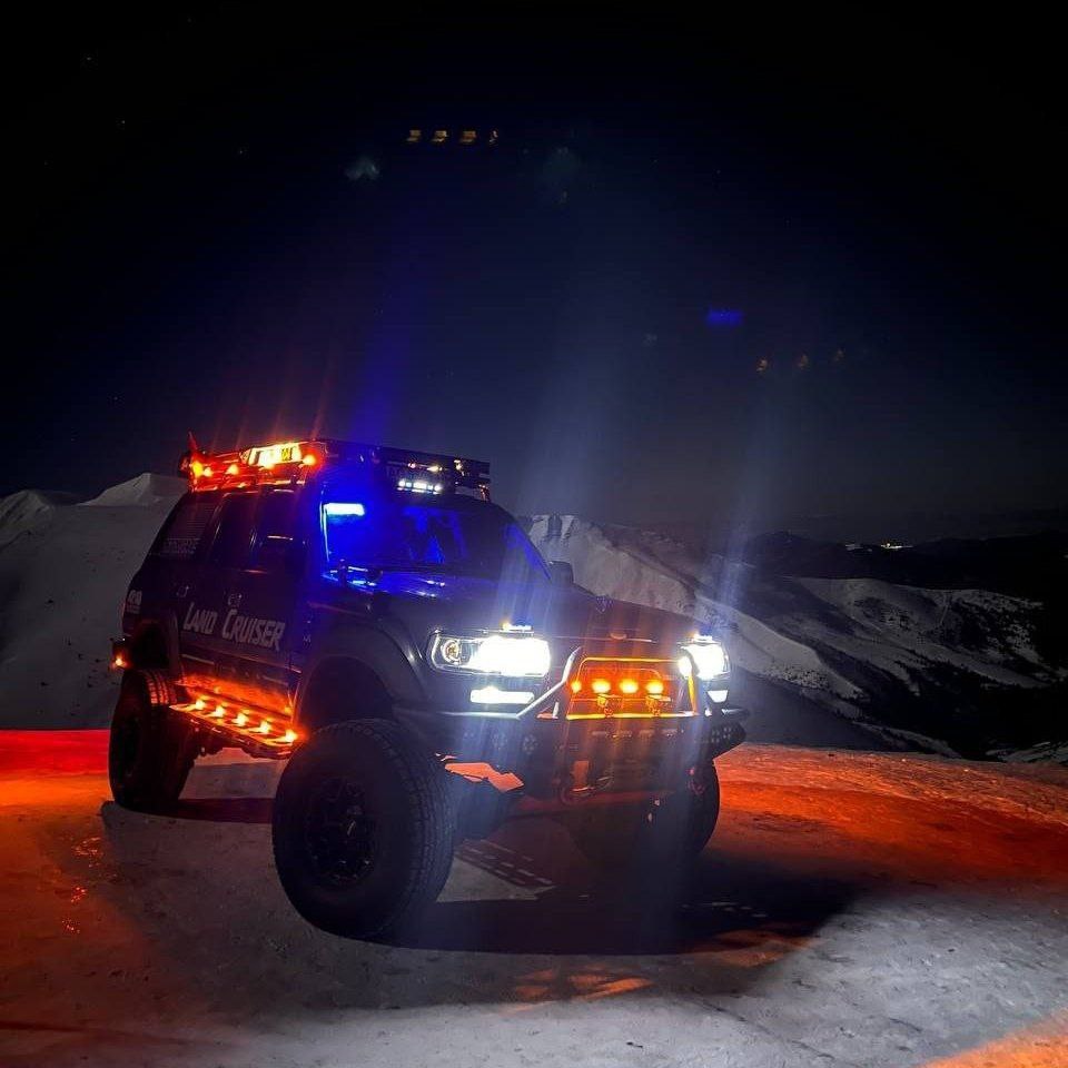 VIP трансфер Драгобрат — комфортний джип 4x4 для підйому на гірський курорт з Ясіня